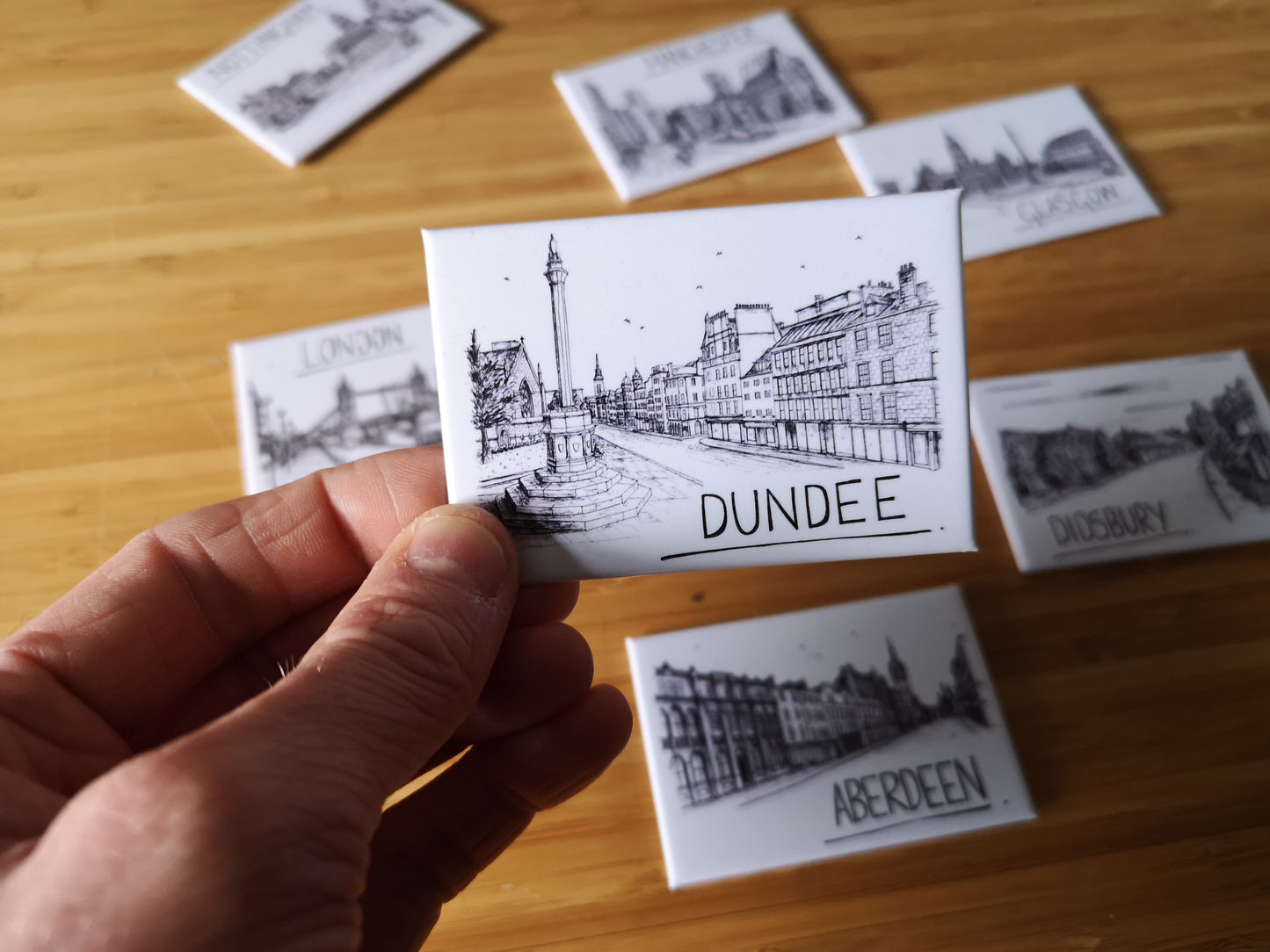 Dundee Skyline Souvenir Magnet