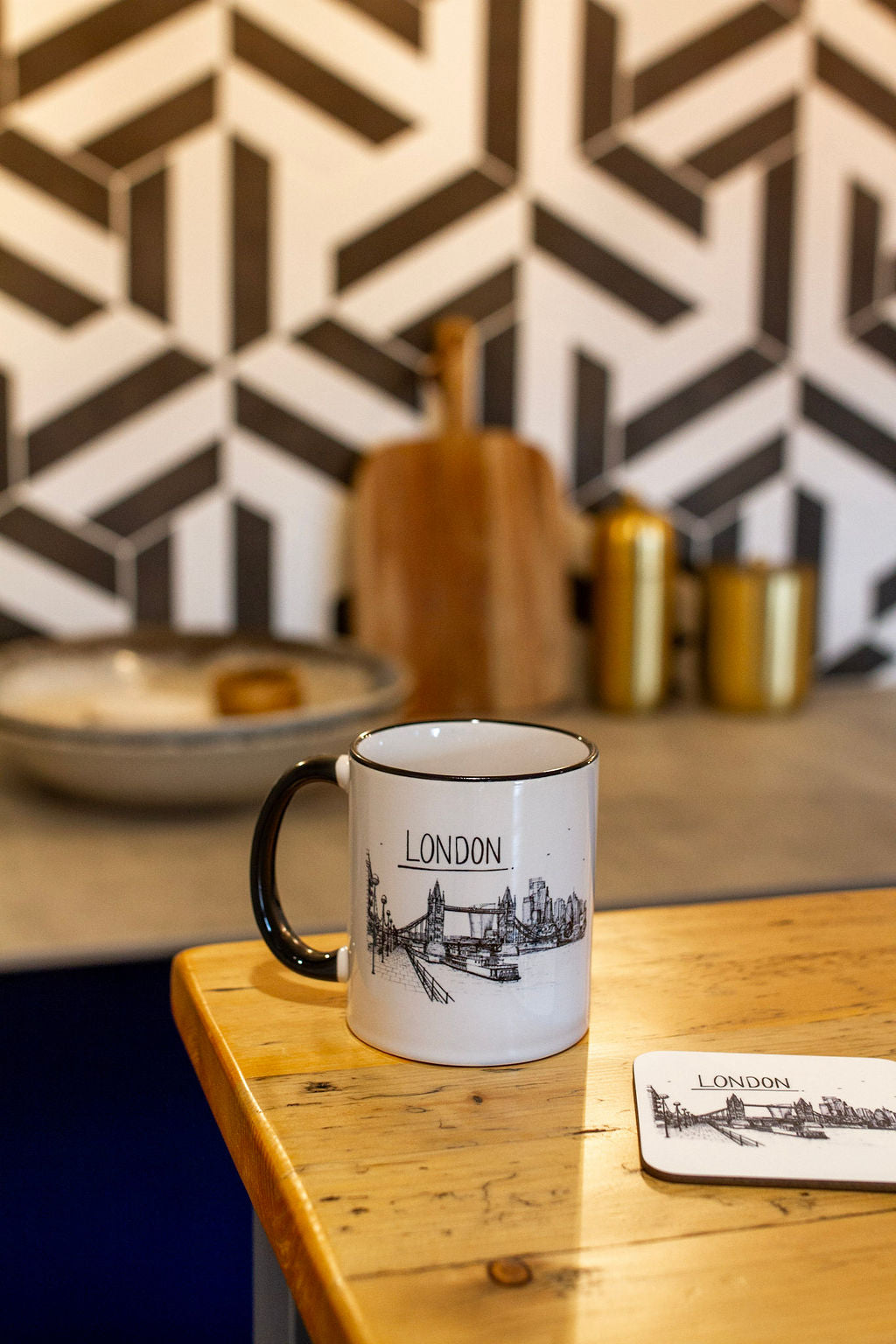 London Skyline Drinks Mug
